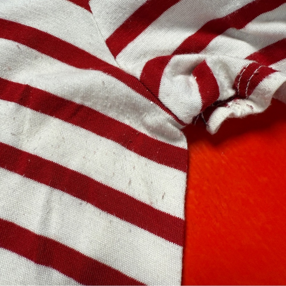 GREEN ENVELOPE Striped Red and White Women's T SHIRT V NECK - Picture 6 of 6